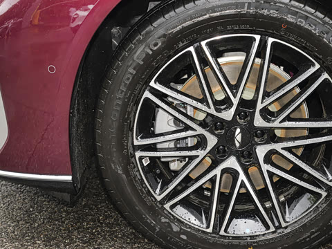 2025�� 260������������