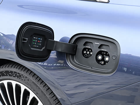 2025�� ���� Ultra