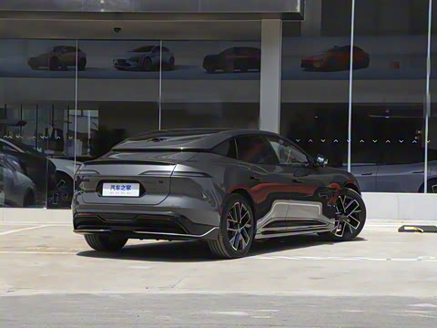 2025�� Ultra�����