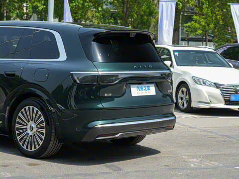 2025�� ���� Ultra�� 53.4kWh 6����