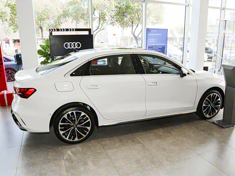 2025�� A3L Limousine 35TFSI �ɳ������� +������ѡ��