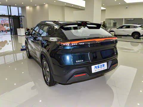 2024�� 205 Plus