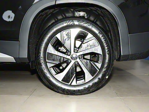 2025�� ̽��L 330TSI ������Ӣ