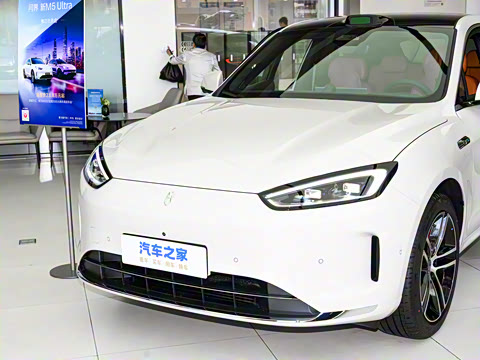 2025�� ����   Ultra ������