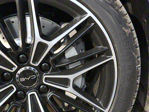 2025�� 650�Ǻ���