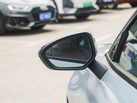 2025�� EM-i 60km ������