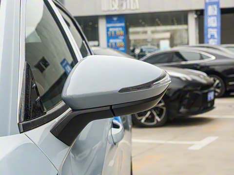 2025�� EM-i 60km ������