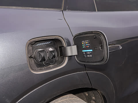 2025�� EV 670KM�����״�������