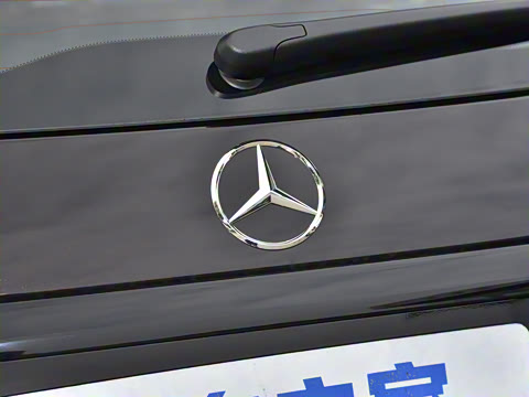 2025�� GLC 260 L 4MATIC ������