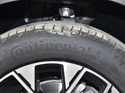 2025�� GLC 260 L 4MATIC ������