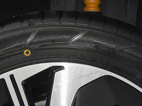 2025�� 688MAX 175kW