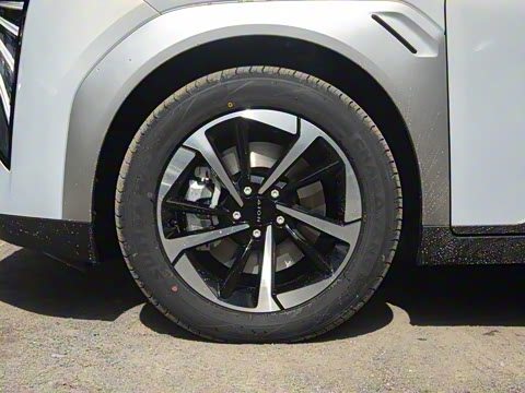 2025�� Plus 510 ������