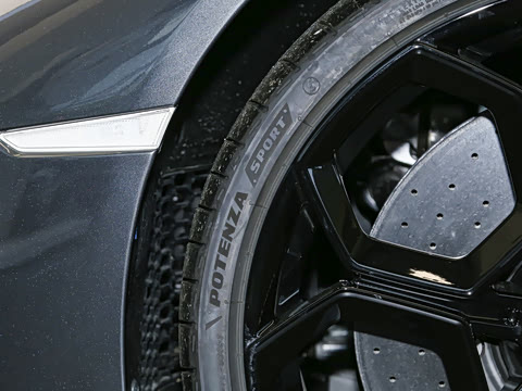 2023�� Hurac��n Tecnica