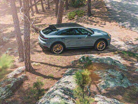 2025�� Cayenne Coup�� Turbo GT 4.0T