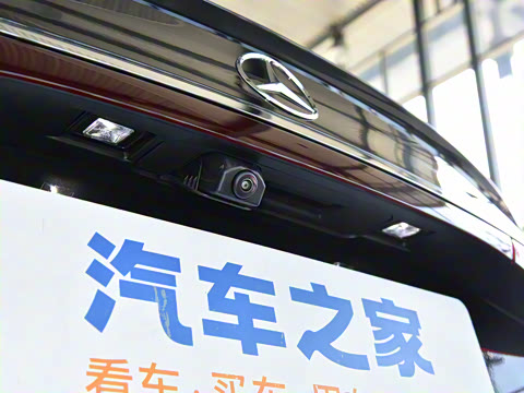 2025�� E 300 ʱ�����˶���