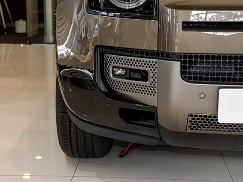 2025�� 110 3.0T P400 X-Dynamic HSE