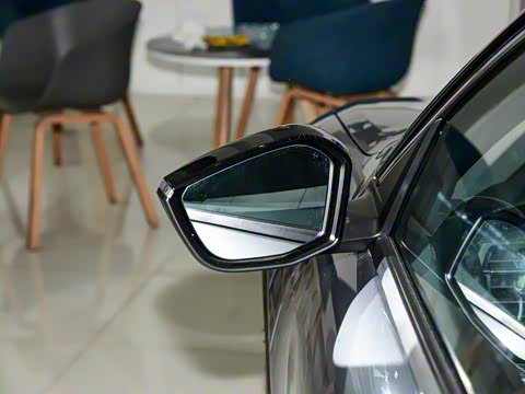 2025�� 1.6T �����