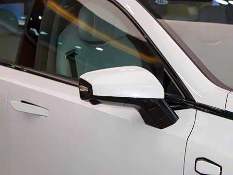 2025�� 300Ultra  �����Ǽ�AD PRO���̰�