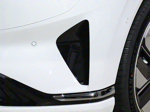 2025�� 636Max����� 5��