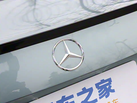 2025�� �Ŀ� C 260 L �ҹ�˶���