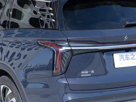 2024�� 2.0T PHEV ��������� 7��