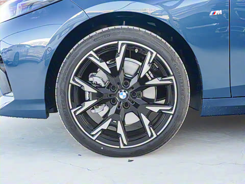 2025�� 225L M�˶���ҹ��װ