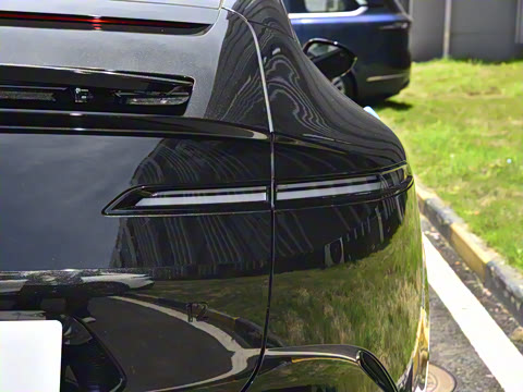 2025�� Ultra���������