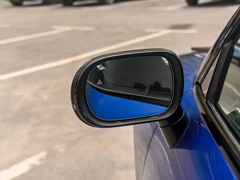 2025�� JOHN COOPER WORKS