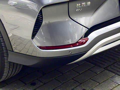 2025�� EV �Ǽݰ� 605km �콢��