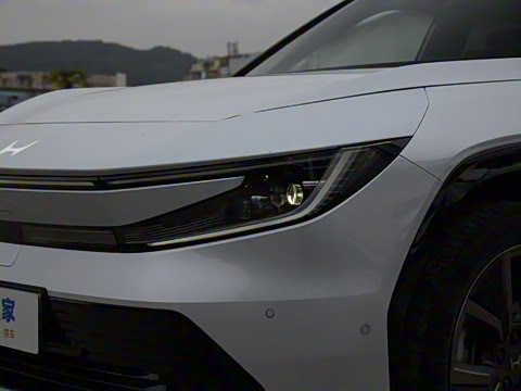 2025�� ����������Max