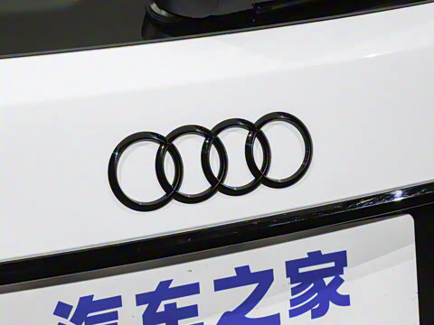 2025�� RS 6 Avant GT