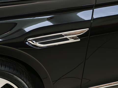 2024�� V8 Edition 8