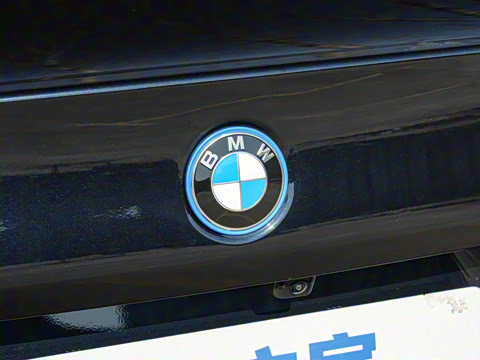 2025�� eDrive 35L M�˶���װ