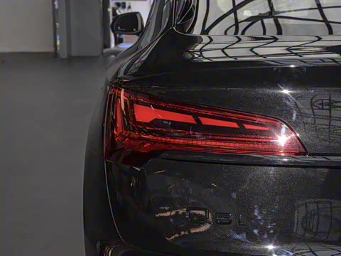 2025�� quattro 45�����ذ� 40 TFSI ������