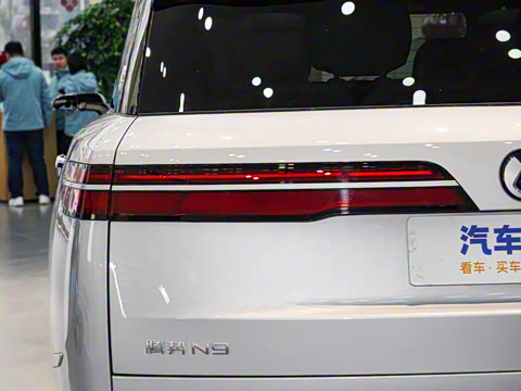 2025�� �콢��