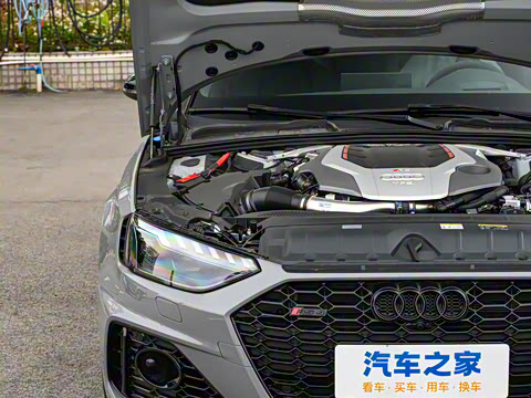 2024��  RS4 Avant ȼ���