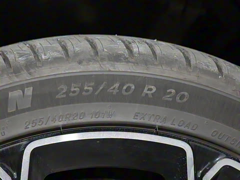 2025�� �����������Ǽݰ� 100kWh