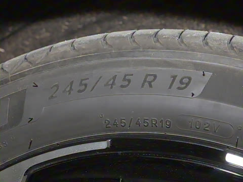 2025�� �����������Ǽݰ� 100kWh