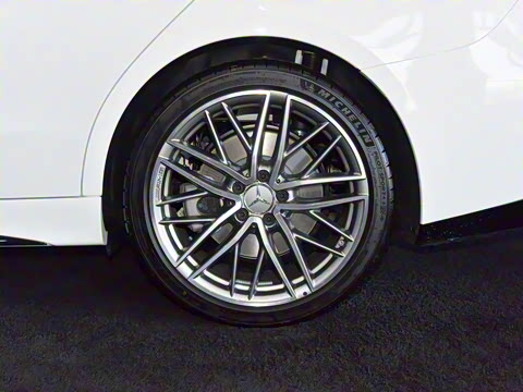 2024�� �Ŀ� AMG C 43 4MATIC