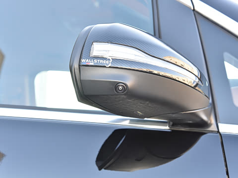 2025��  2.0T �����֡�Ħ��