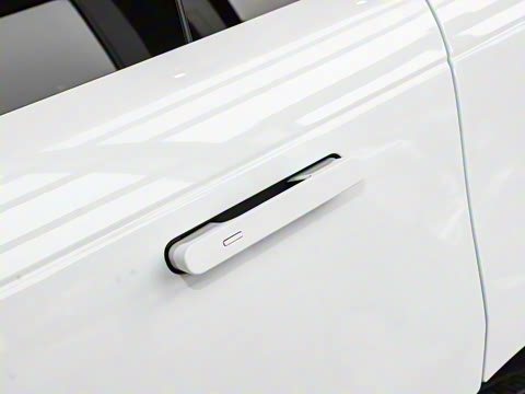 2025�� 400PS Dynamic SE