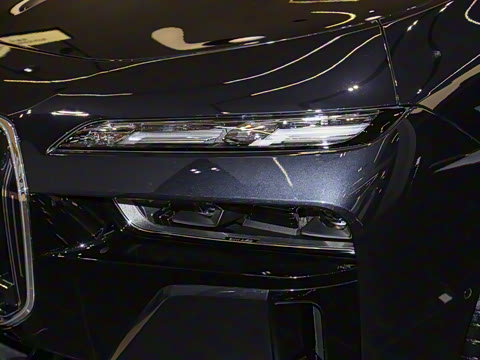 2023�� eDrive50L ����M�˶���װ