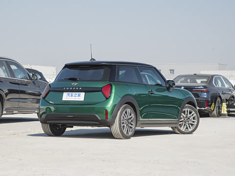 2025�� 1.5T COOPER ������