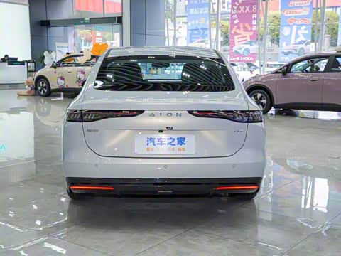 2025�� 650 ������