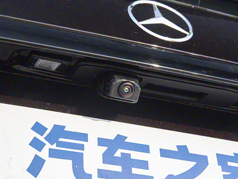 2025�� GLC 300 L 4MATIC ������ 7��