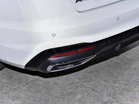 2025�� 200���������� 40 TFSI ���������� B&O ��ҹ��