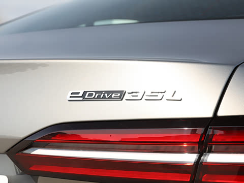 2024�� eDrive 35L M�˶���װ