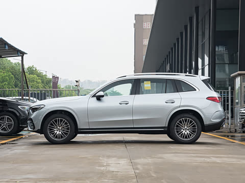 2024�� GLC 300 L 4MATIC ������ 5��