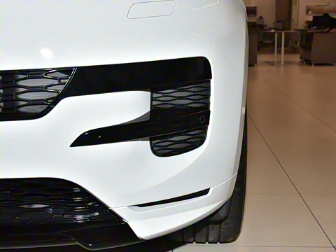 2025�� 400PS Dynamic HSE