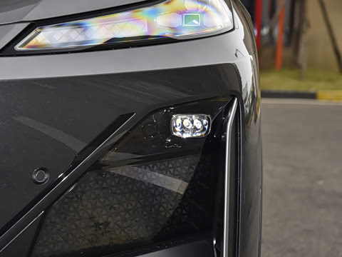 2025�� 628Max ��ΪǬ���Ǽ�ADS SE�����